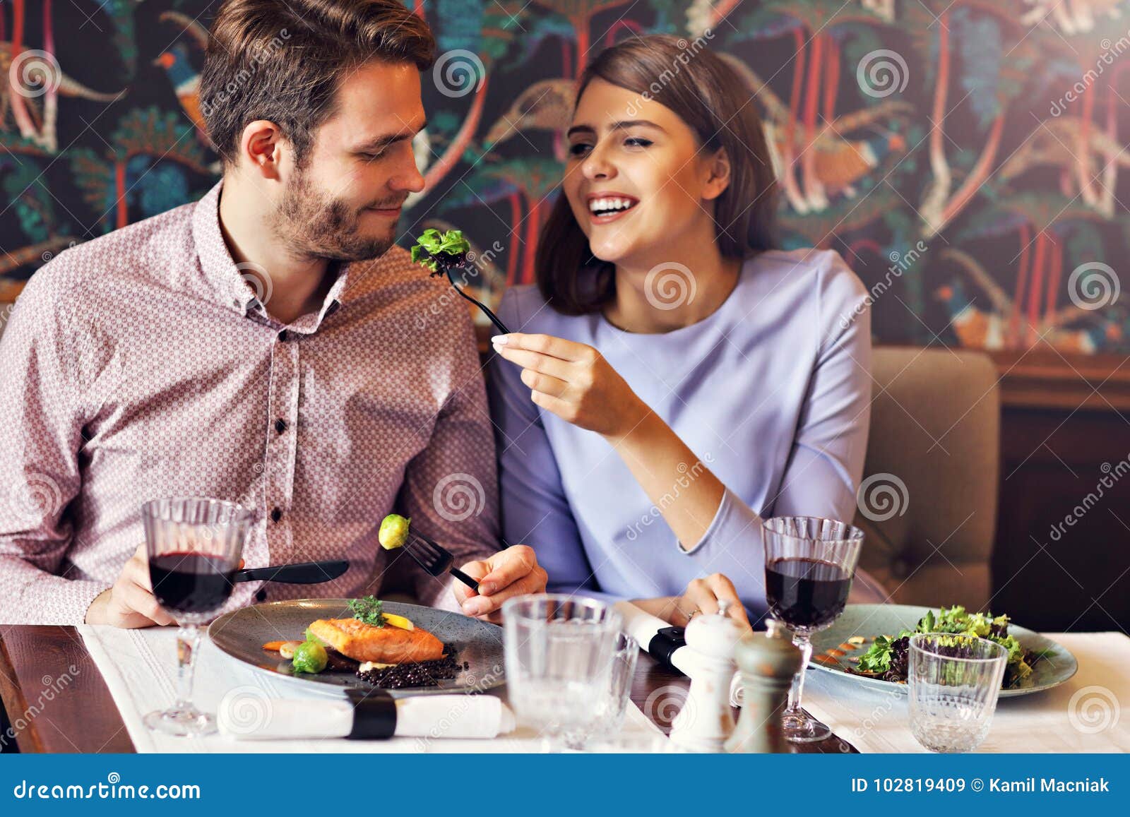 Mila Day: A Comprehensive Evaluation of the Dating Platform